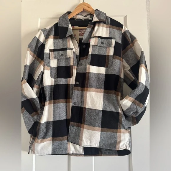 Levi's Quilted Plaid Shirt Jacket - Picture 1 of 6